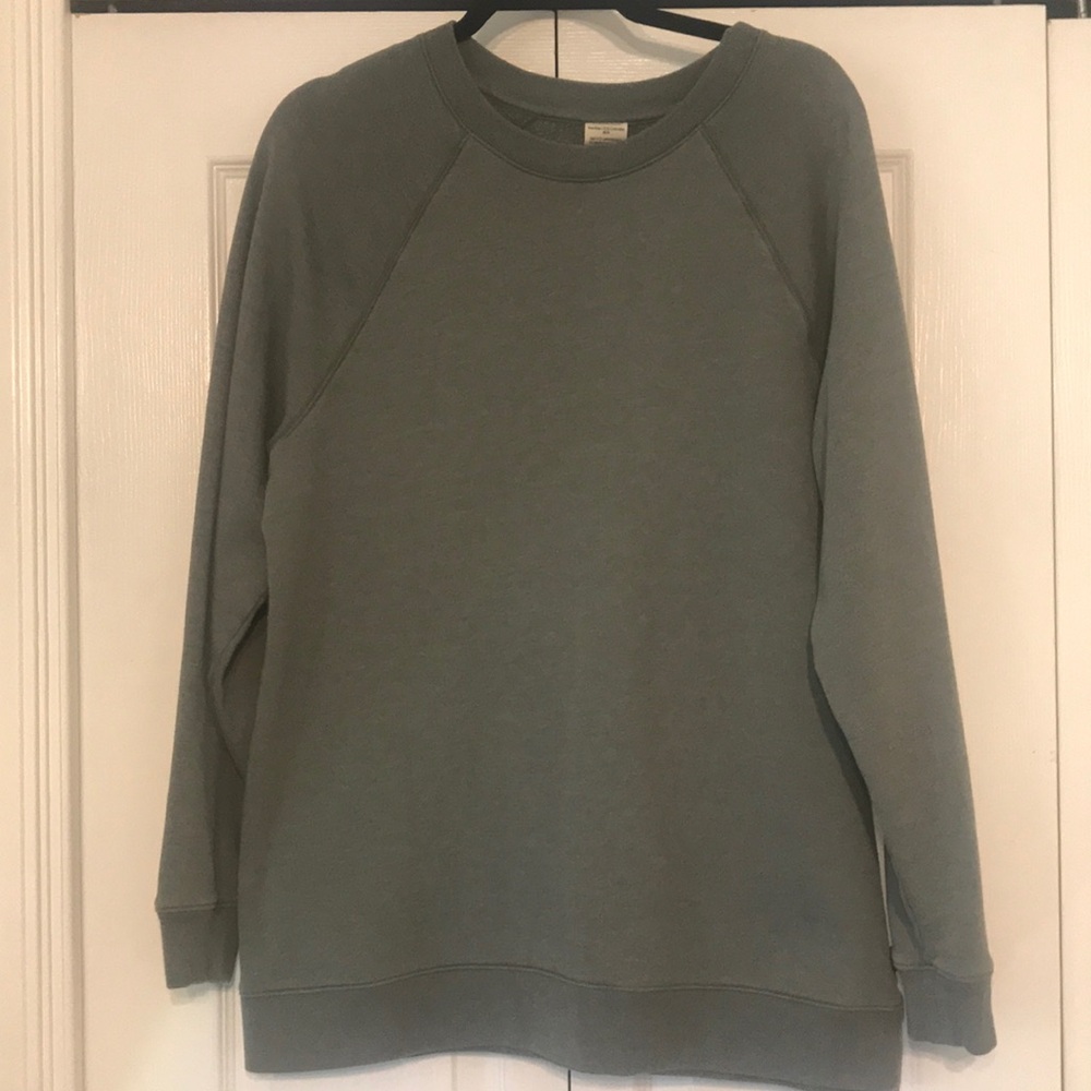 Women’s Army Green Sweat Shirt